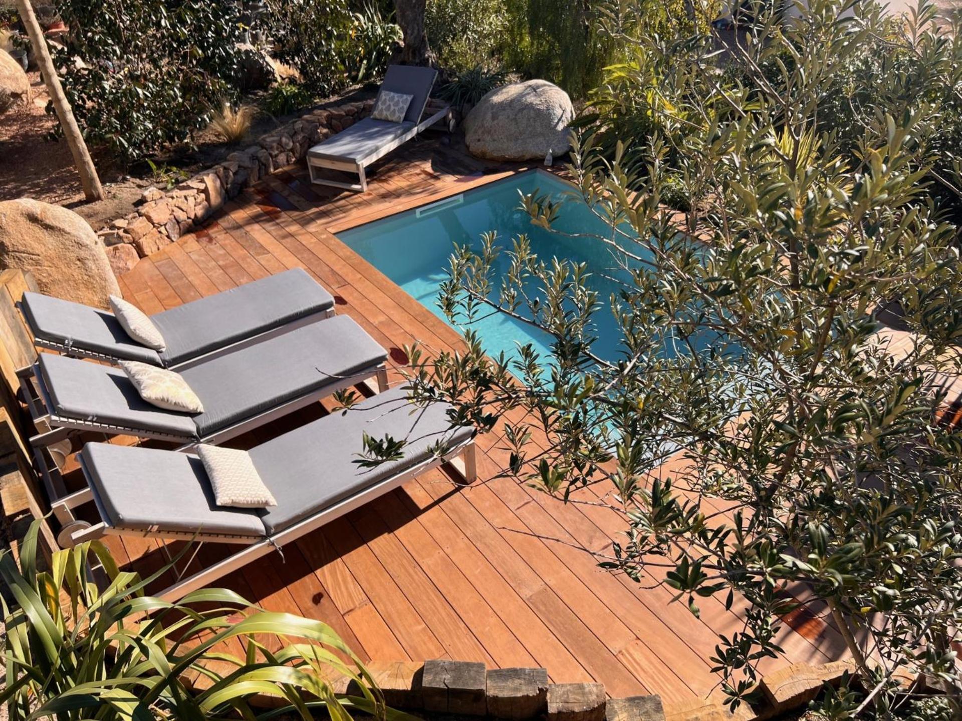 Un Petit Paradis Pinarellu  Luaran gambar